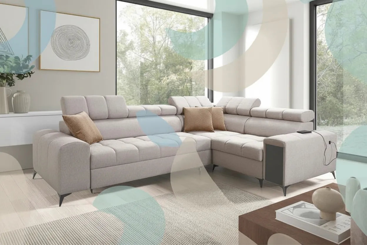 Canapé moderne gris clair dans un salon lumineux avec superposition graphique colorée abstraite