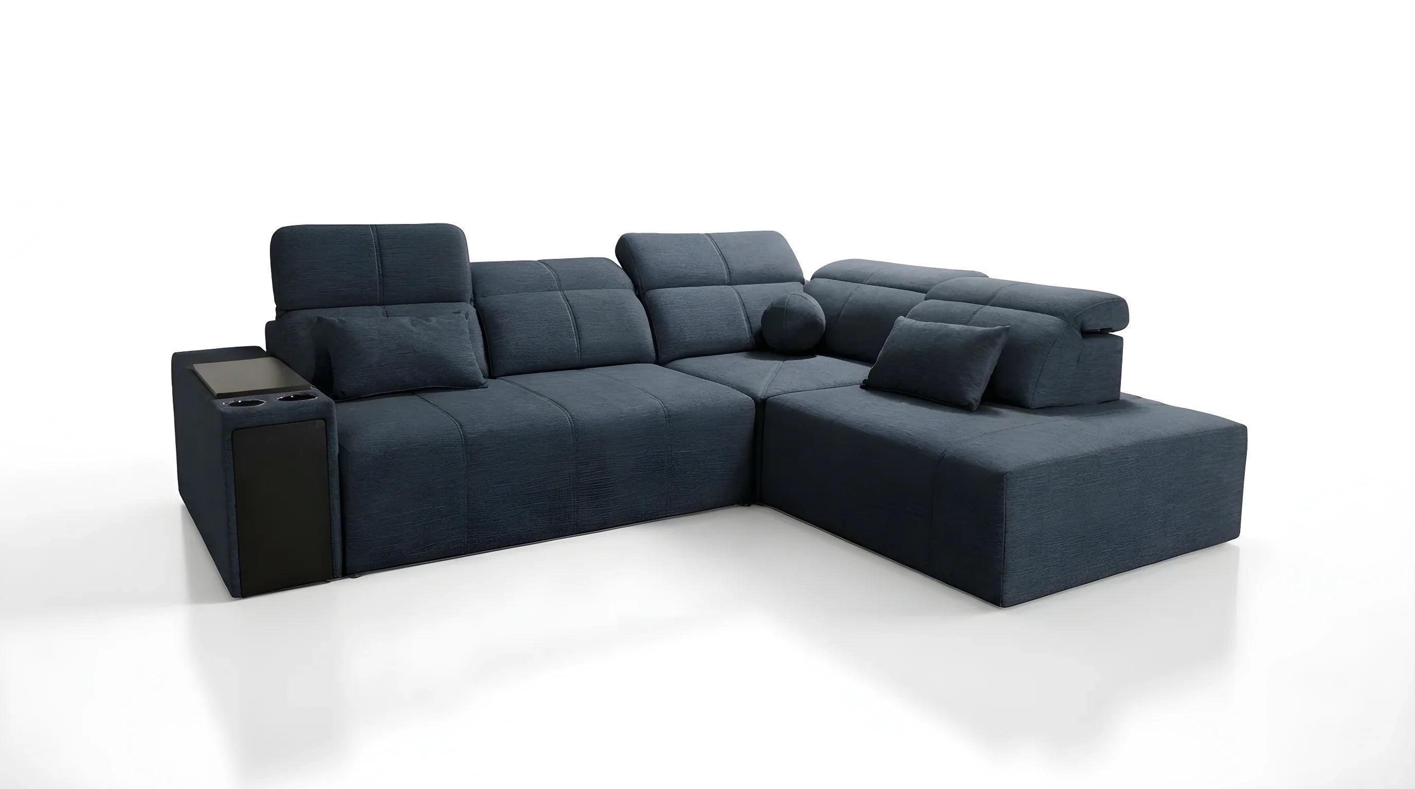 Image d'un canapé d'angle bleu en tissu, design moderne pour salon, avec accoudoirs et porte-gobelets intégrés pour le confort