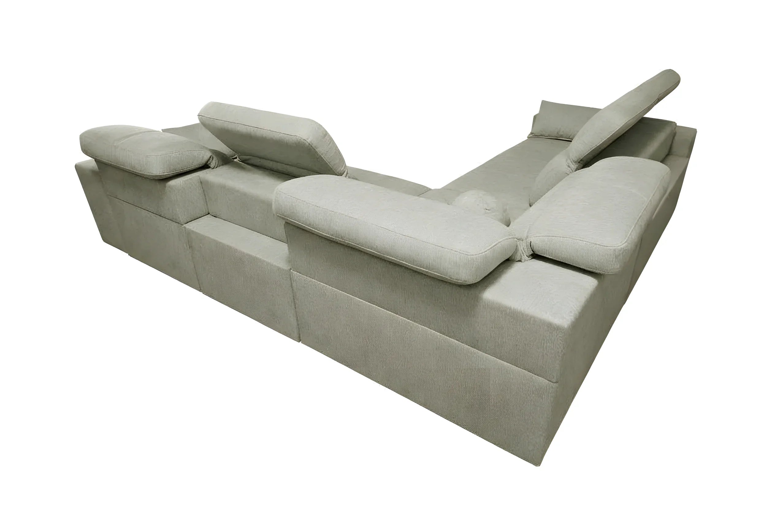 Canapé d'angle gris clair en tissu avec coussins et accoudoirs, design moderne pour salon