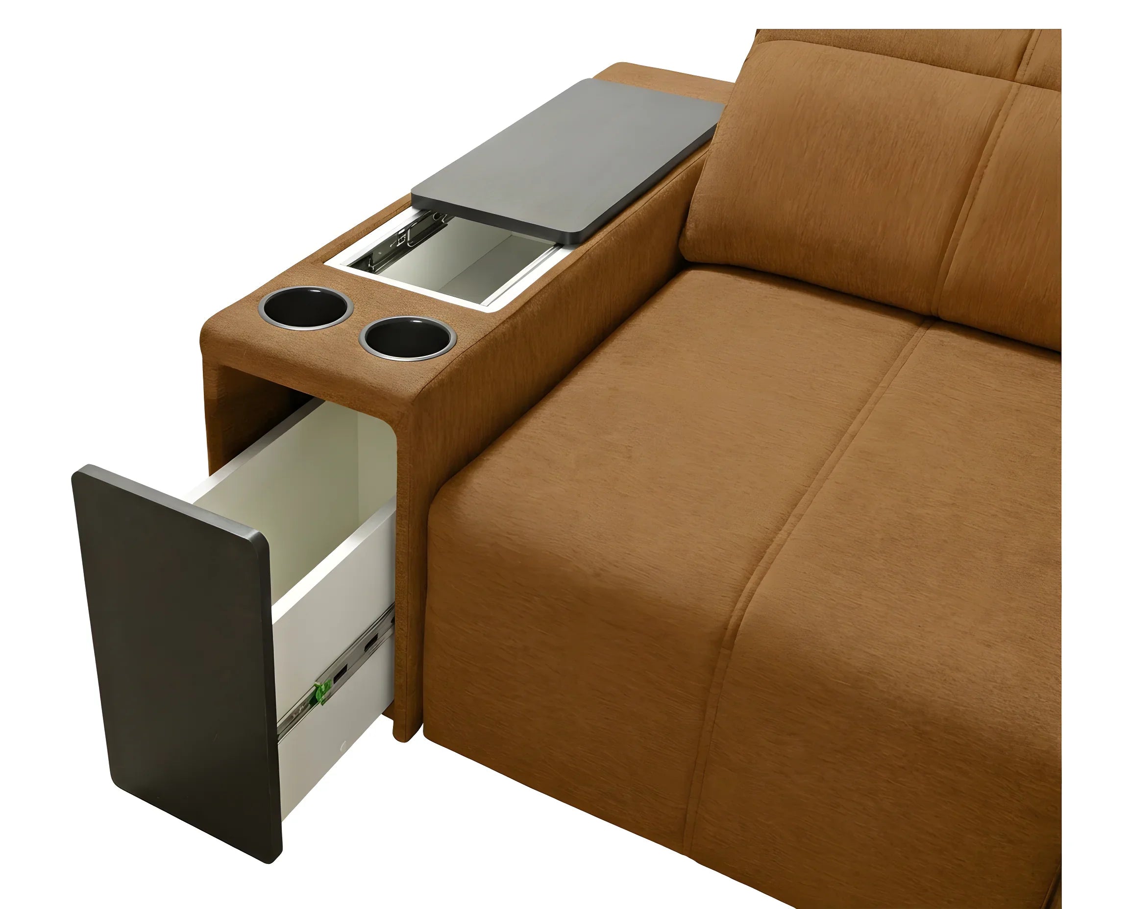 Canapé marron en tissu avec accoudoir intégrant table grise, deux porte-gobelets et tiroir ouvert, pour salon
