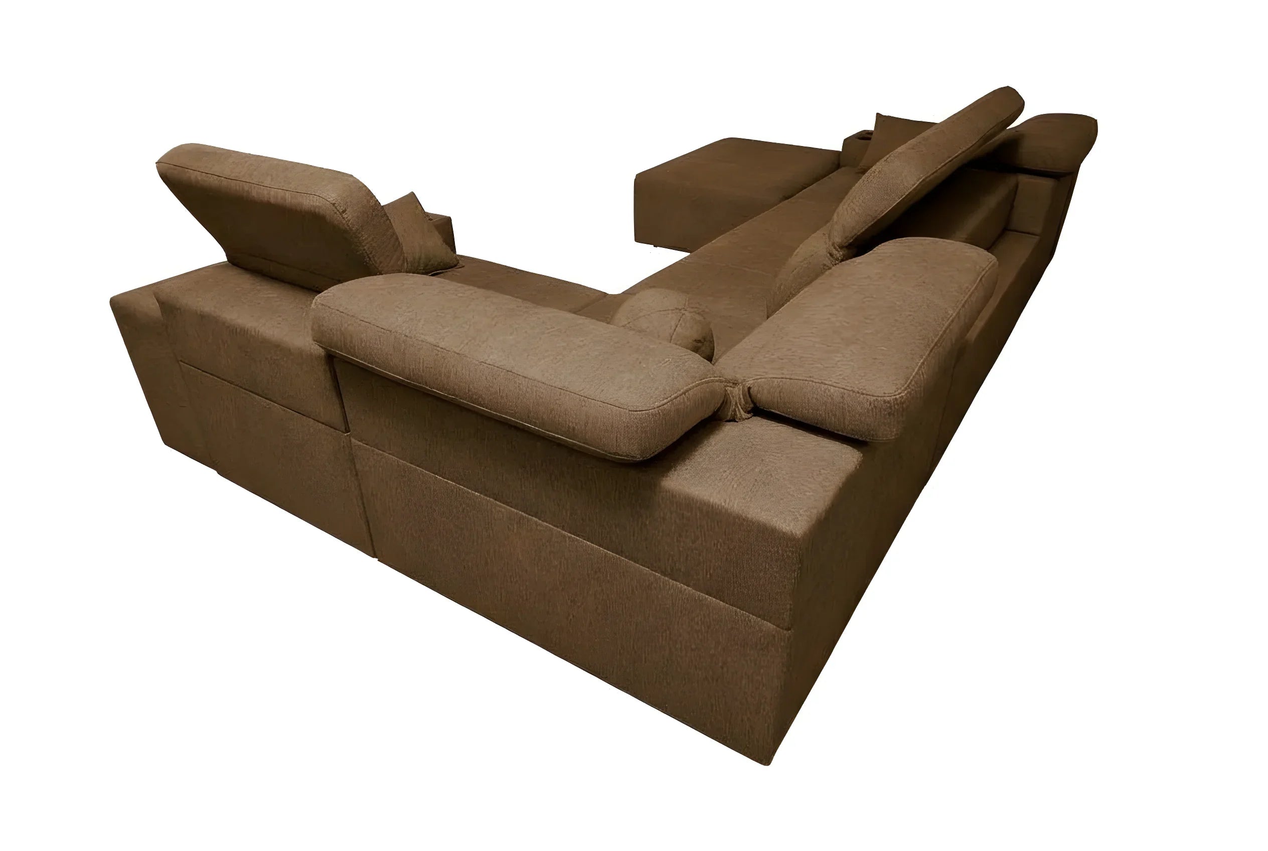 Canapé d'angle marron en tissu doux, design contemporain, idéal pour salon familial et cosy.