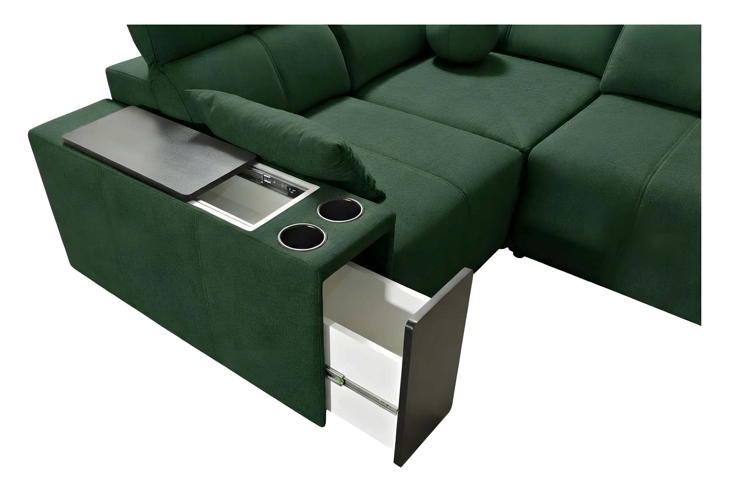 Canapé d'angle vert en tissu avec accoudoir intégrant rangements, porte-gobelets et tiroir ouvert, sur fond blanc.